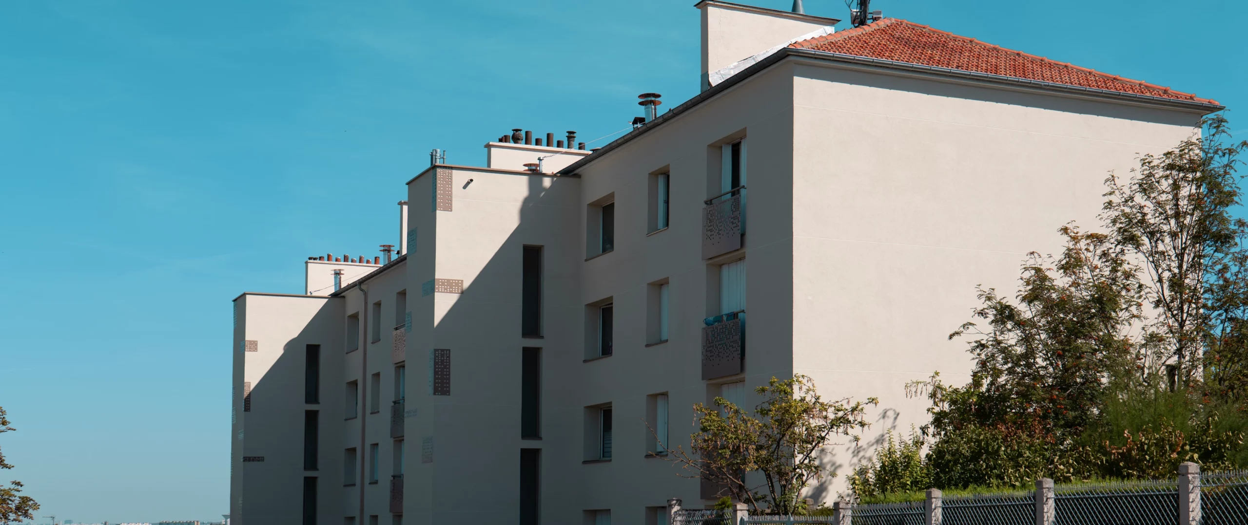 Rénovation de la résidence vu sur le côté